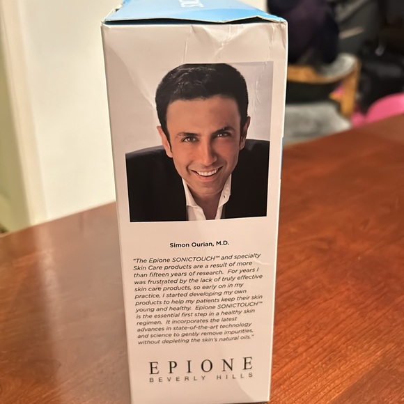 NEW NEVER USED EPIONE BEVERLY HILLS SONIC TOUCH CLEANSING SYSTEM - Picture 9 of 10